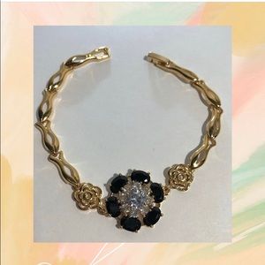 BLACK & WHITE BRACELET